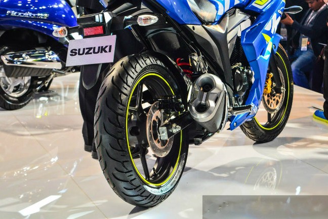 Con tay Suzuki Gixxer SF FI 2016 gia 34 trieu co gi?-Hinh-7